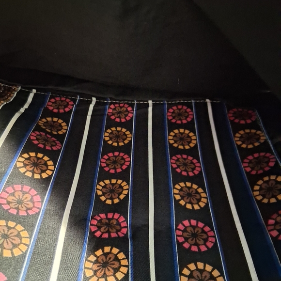 Colorful Patterned Crossbody Bag - Picture 5 of 13